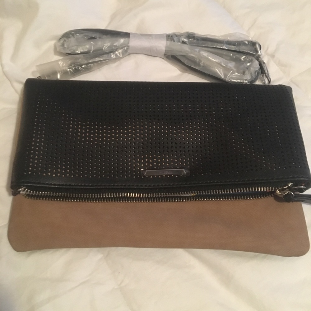 Stella & dot clutch